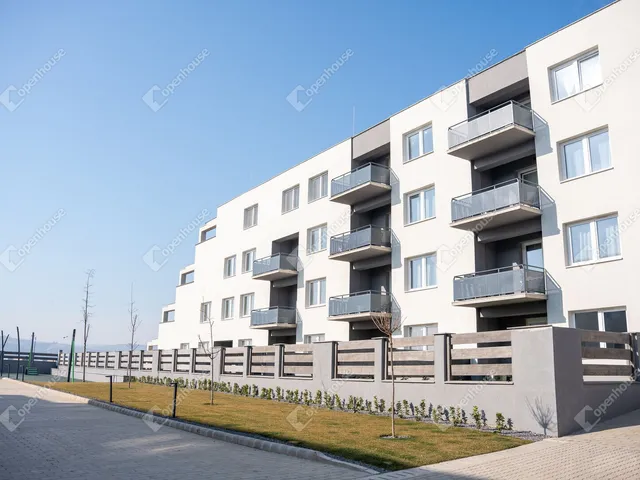 Eladó lakás Miskolc, Bodótető 77 nm