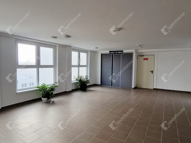 Eladó lakás Miskolc, Bodótető 77 nm