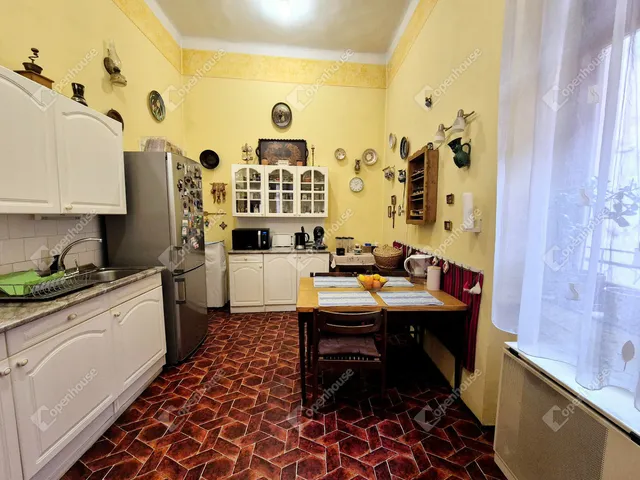 Eladó lakás Miskolc, Belváros 122 nm