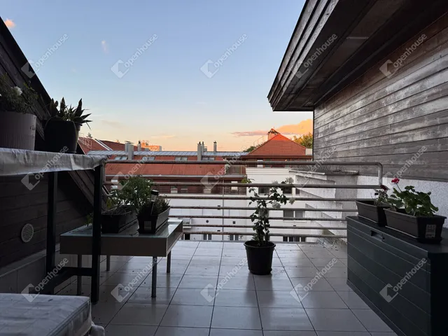 Eladó lakás Miskolc, Selyemrét 59 nm