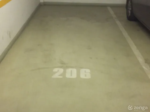 Kiadó garázs Budapest XIII. kerület, Angyalföld 13 nm