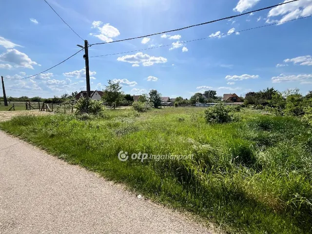 Eladó telek Hortobágy 926 nm