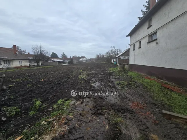 Eladó telek Nádudvar 1561 nm