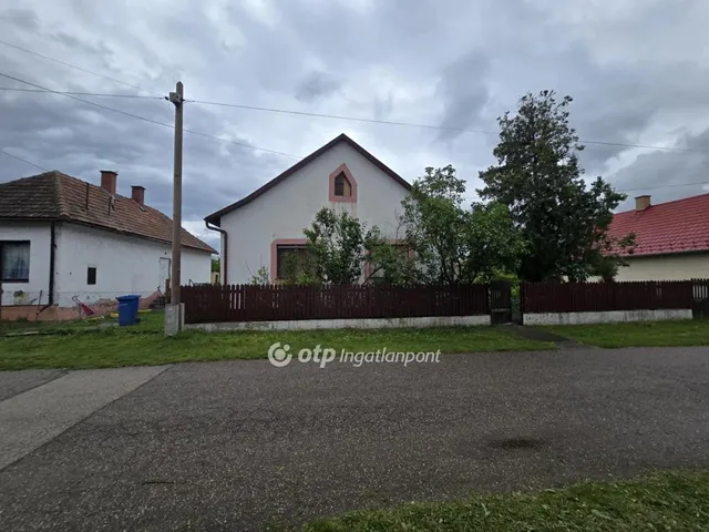Eladó ház Tetétlen 67 nm