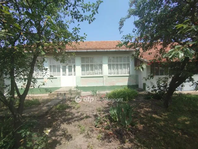 Eladó ház Sárrétudvari 82 nm