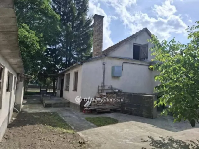 Eladó ház Biharkeresztes 75 nm