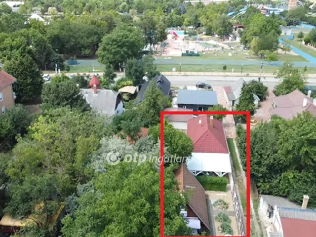Eladó üdülő és hétvégi ház Hajdúszoboszló, Fürdőövezet 100 nm