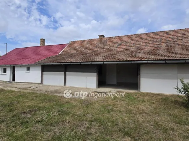 Eladó ház Nádudvar, Központ 125 nm