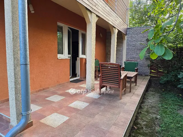 Eladó üdülő és hétvégi ház Balatonszárszó 125 nm