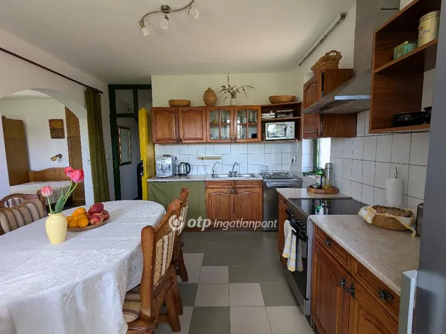 Eladó ház Hajdúszoboszló 320 nm