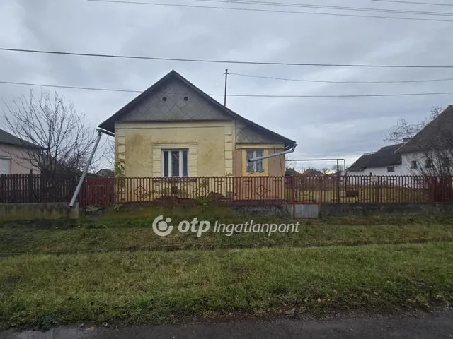 Eladó ház Tetétlen 70 nm
