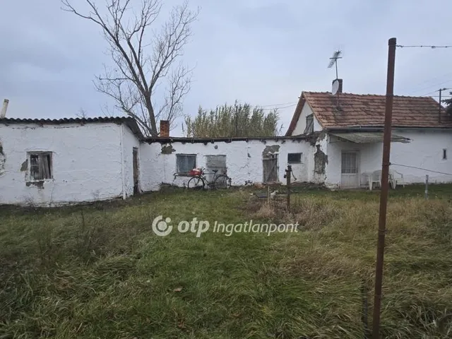 Eladó mezőgazdasági ingatlan Kaba 30 nm