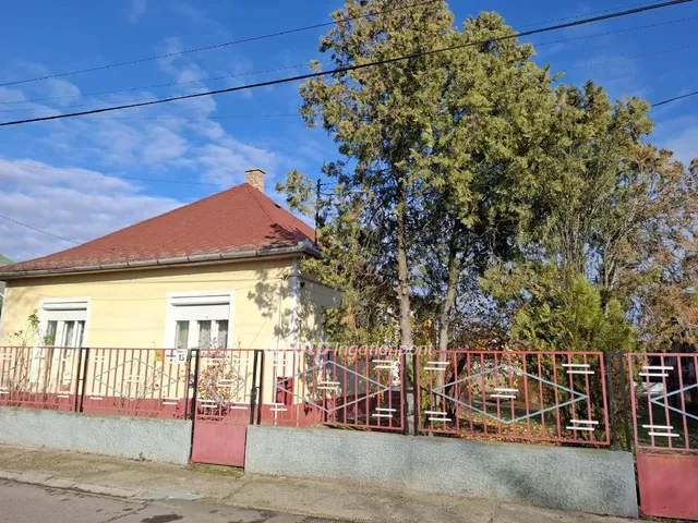 Eladó ház Berettyóújfalu 65 nm