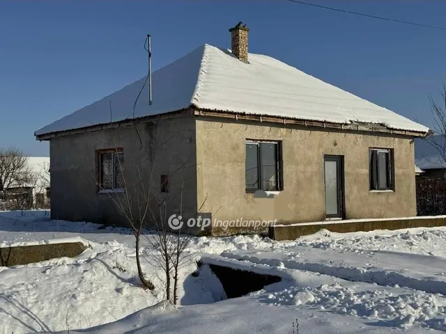 Eladó telek Tetétlen 353 nm