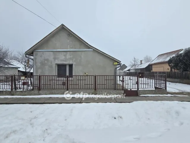 Eladó ház Nádudvar 66 nm