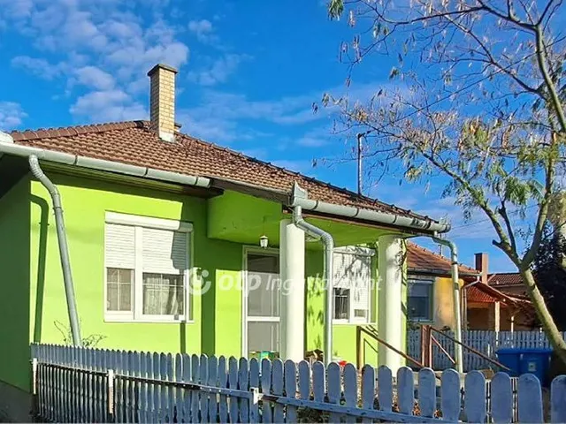 Eladó ház Kaba 61 nm