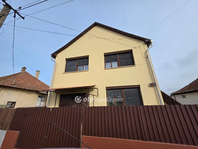 Eladó ház Polgár 123 nm