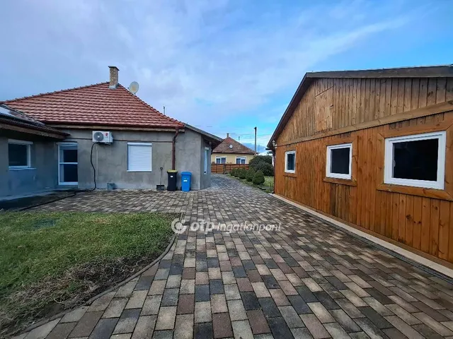 Eladó ház Biharkeresztes 110 nm