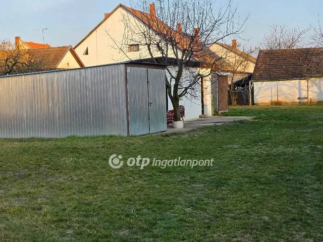 Eladó telek Kaba 35 nm