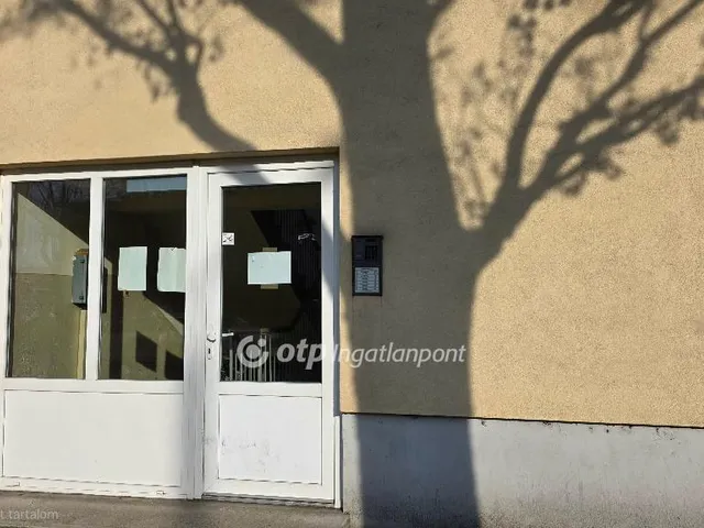 Eladó lakás Debrecen 36 nm