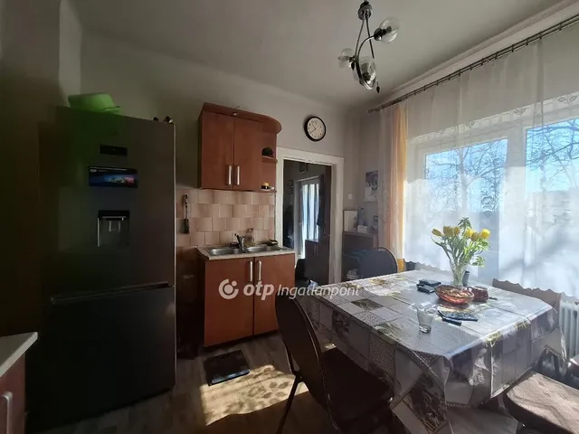 Eladó ház Kötegyán 120 nm