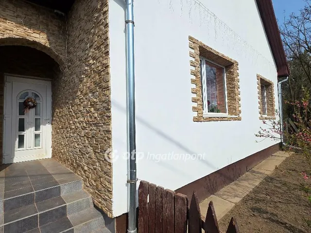 Eladó ház Kaba 108 nm