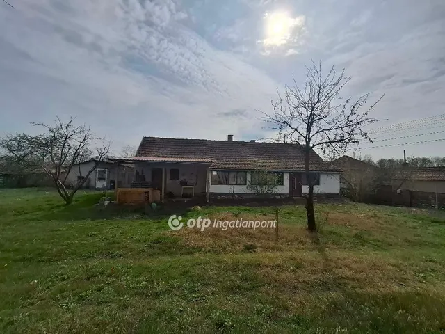 Eladó ház Biharkeresztes 60 nm