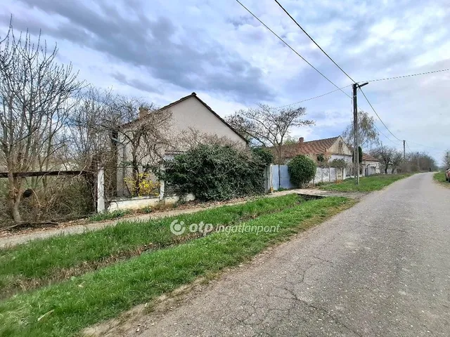 Eladó ház Körösszegapáti 74 nm