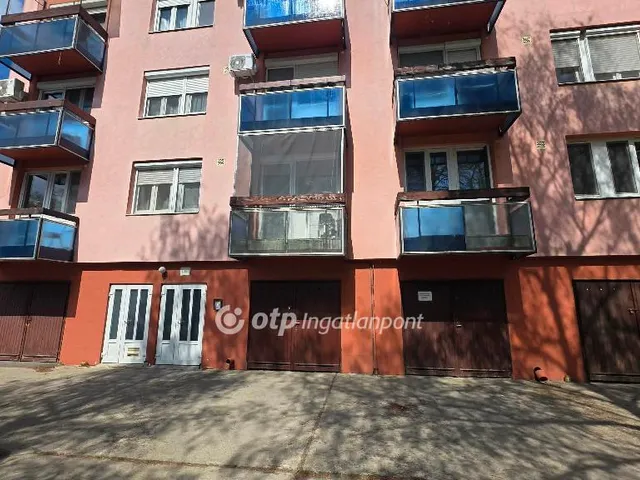 Eladó lakás Kaba 38 nm