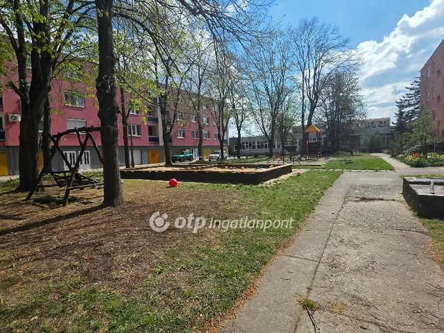 Eladó lakás Kaba 38 nm