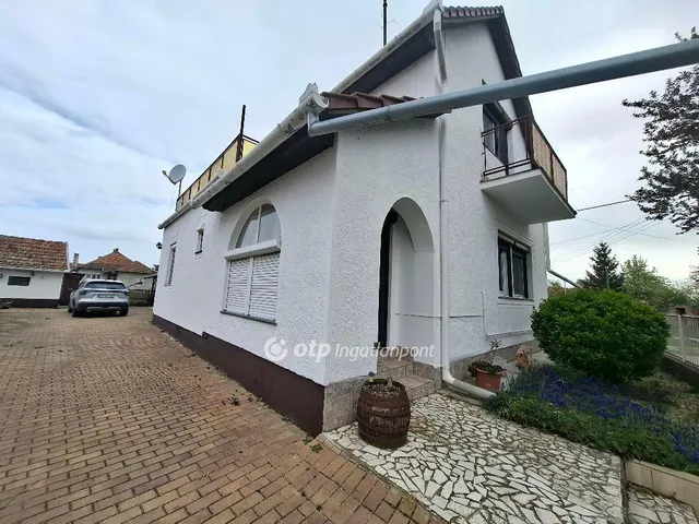 Eladó ház Körösszakál 123 nm