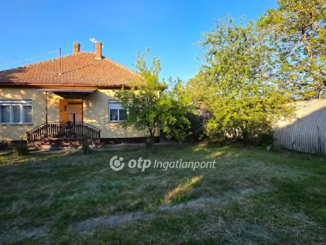 Eladó ház Kaba 90 nm