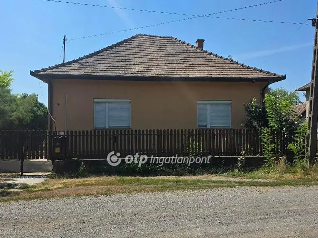 Eladó ház Báránd 81 nm