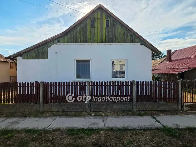 Eladó ház Nádudvar 67 nm