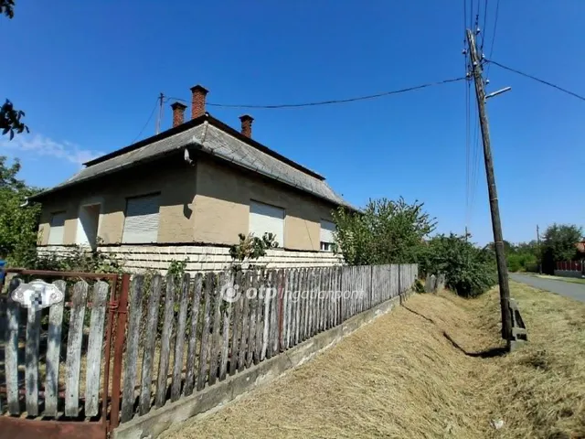 Eladó ház Magyarhomorog 82 nm