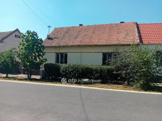Eladó ház Esztár 100 nm