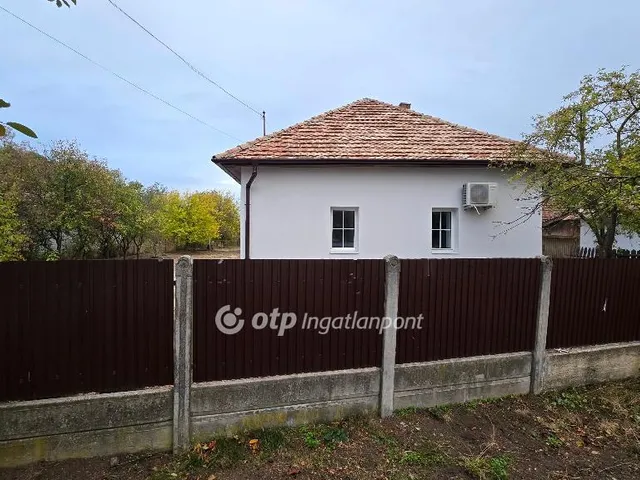 Eladó ház Báránd 67 nm