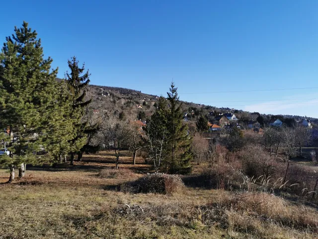 Eladó telek Budaörs 2267 nm