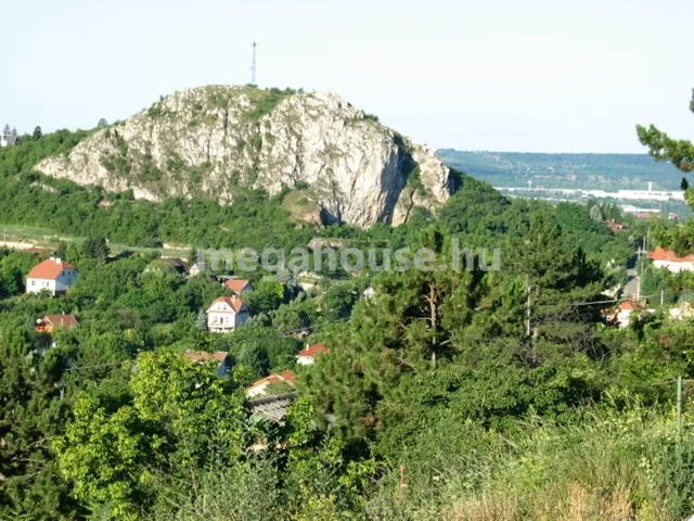 Eladó telek Budaörs 1084 nm