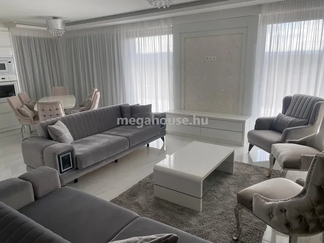 Eladó lakás Budapest XI. kerület, Madárhegy 133 nm