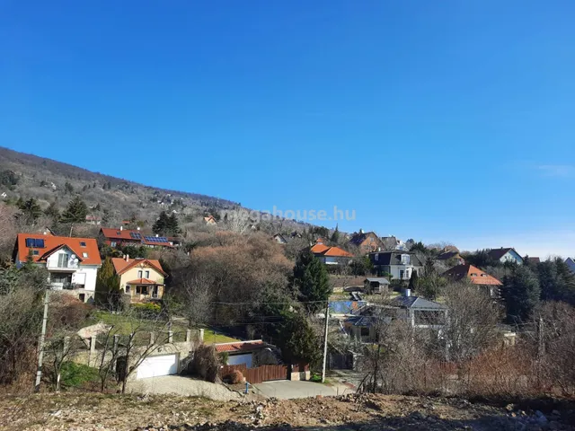 Eladó telek Budaörs 1369 nm