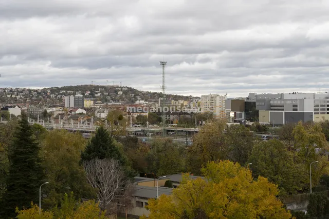 Eladó lakás Budapest XI. kerület, Menyecske utca 54 nm