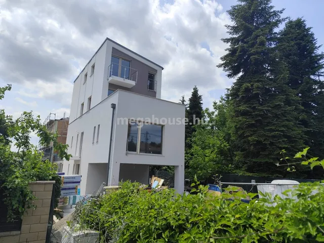 Eladó lakás Budapest XI. kerület, Péterhegy 115 nm