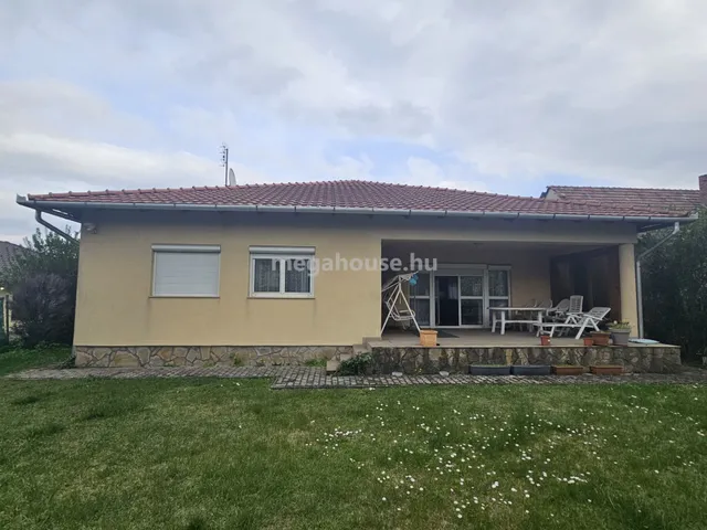 Eladó ház Törökbálint 165 nm