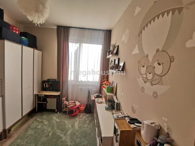 Kiadó lakás Budapest XI. kerület, Madárhegy 104 nm