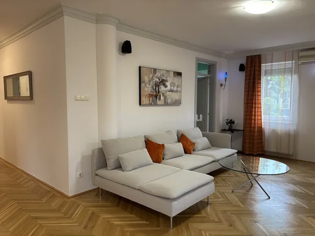 Kiadó lakás Budapest XII. kerület, Kissvábhegy 117 nm