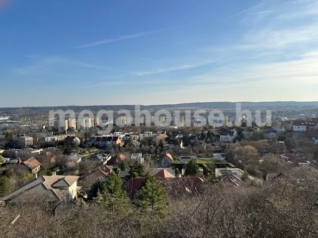 Eladó telek Budaörs 1100 nm