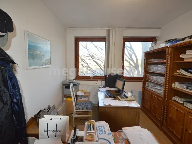 Kiadó kereskedelmi és ipari ingatlan Törökbálint 90 nm