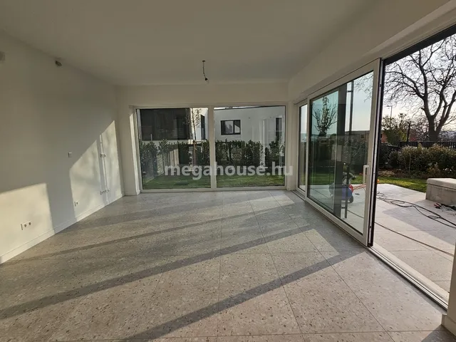 Eladó lakás Budapest XI. kerület, Madárhegy 87 nm