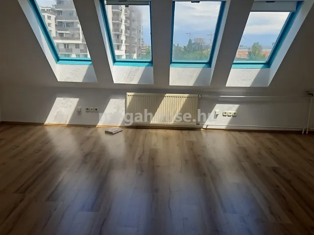 Kiadó kereskedelmi és ipari ingatlan Budapest XI. kerület, Kelenföld 42 nm